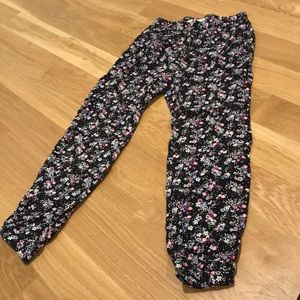 Floral joggers with pockets